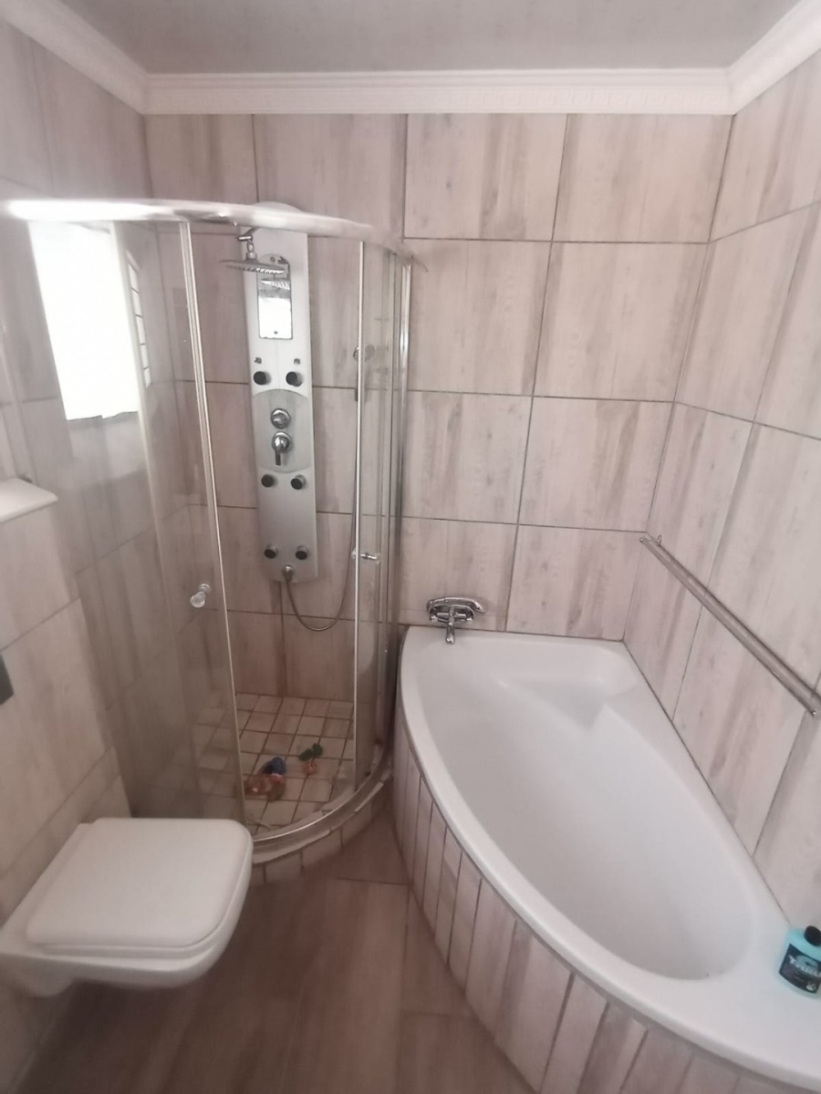 3 Bedroom Property for Sale in Sasolburg Free State